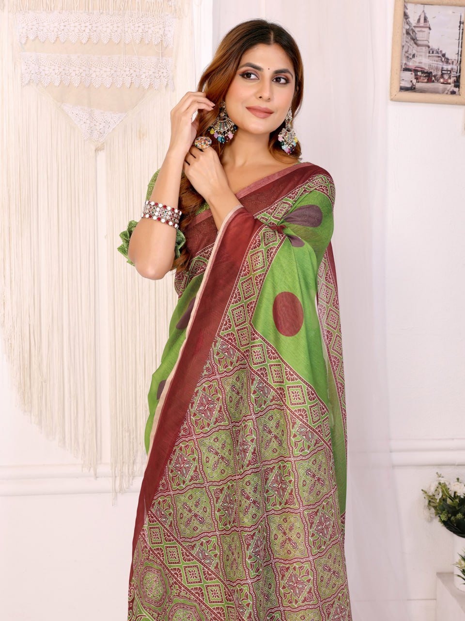 Green & Maroon Polka Dot Printed Chanderi Saree