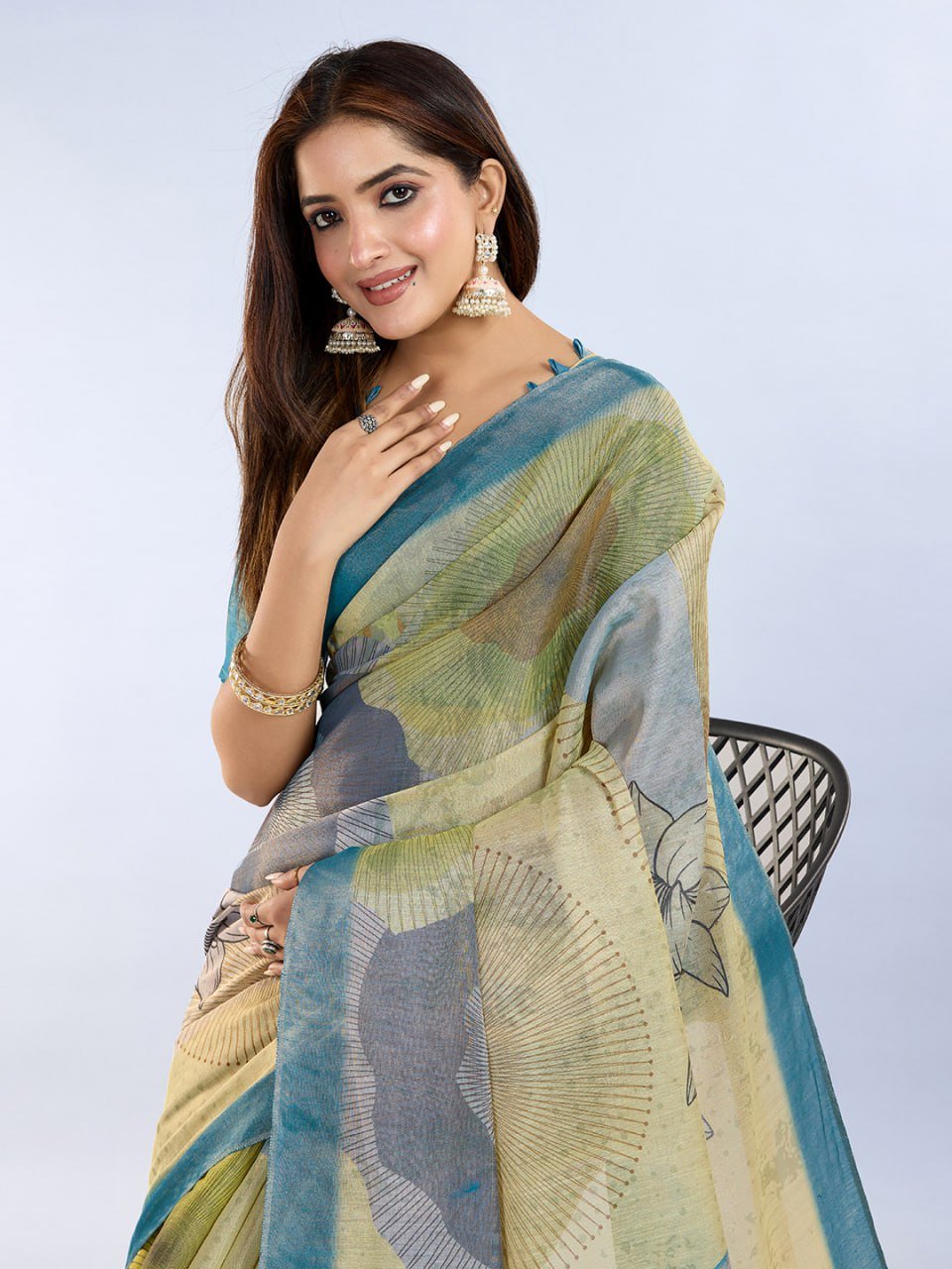 Floral & Abstract Erode Anmol Silk Saree