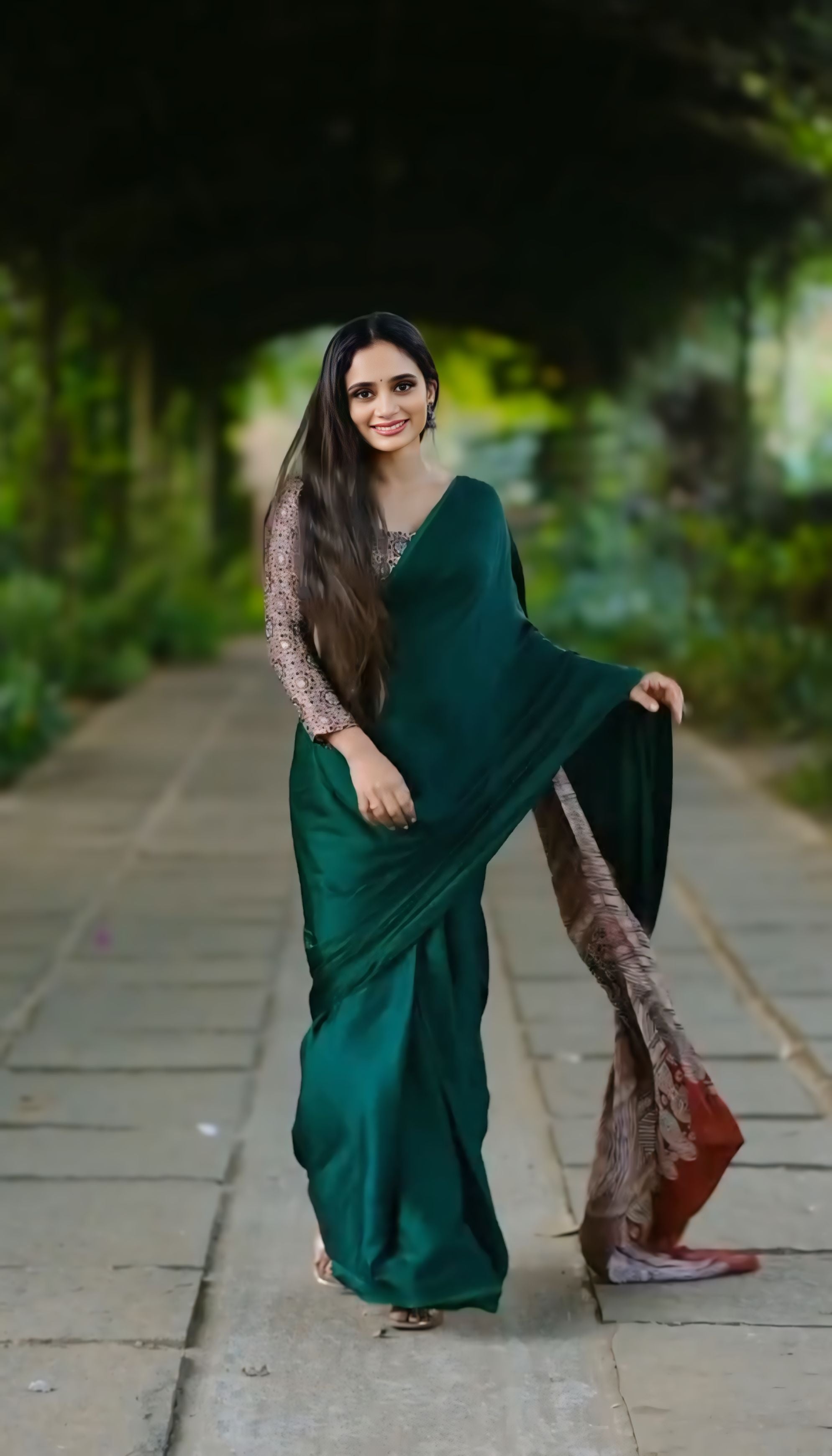Elegant Green Saree – Classic Charm with Modern Grace