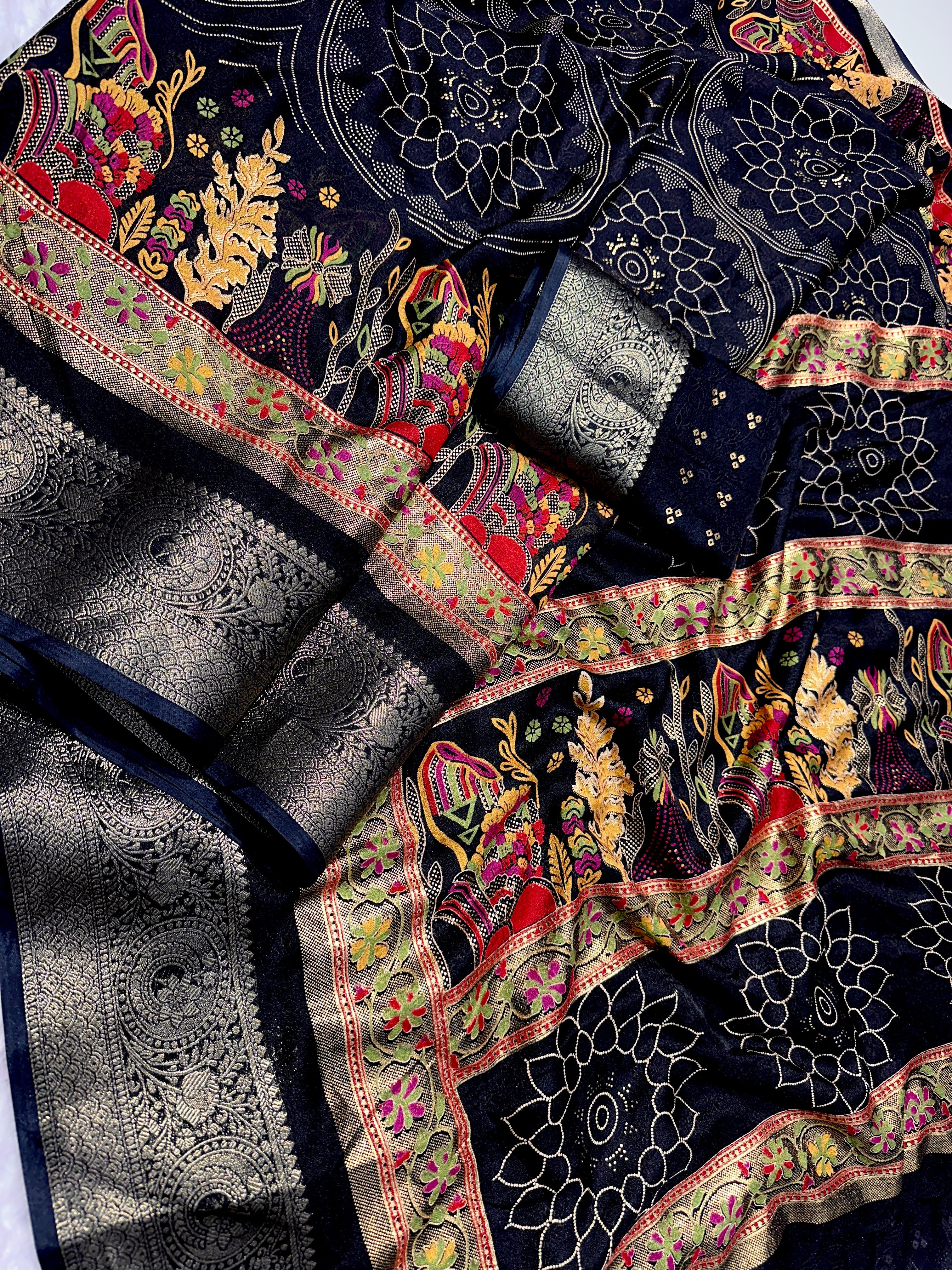 Heavy Marshmallow Blooming Foil Design Saree
