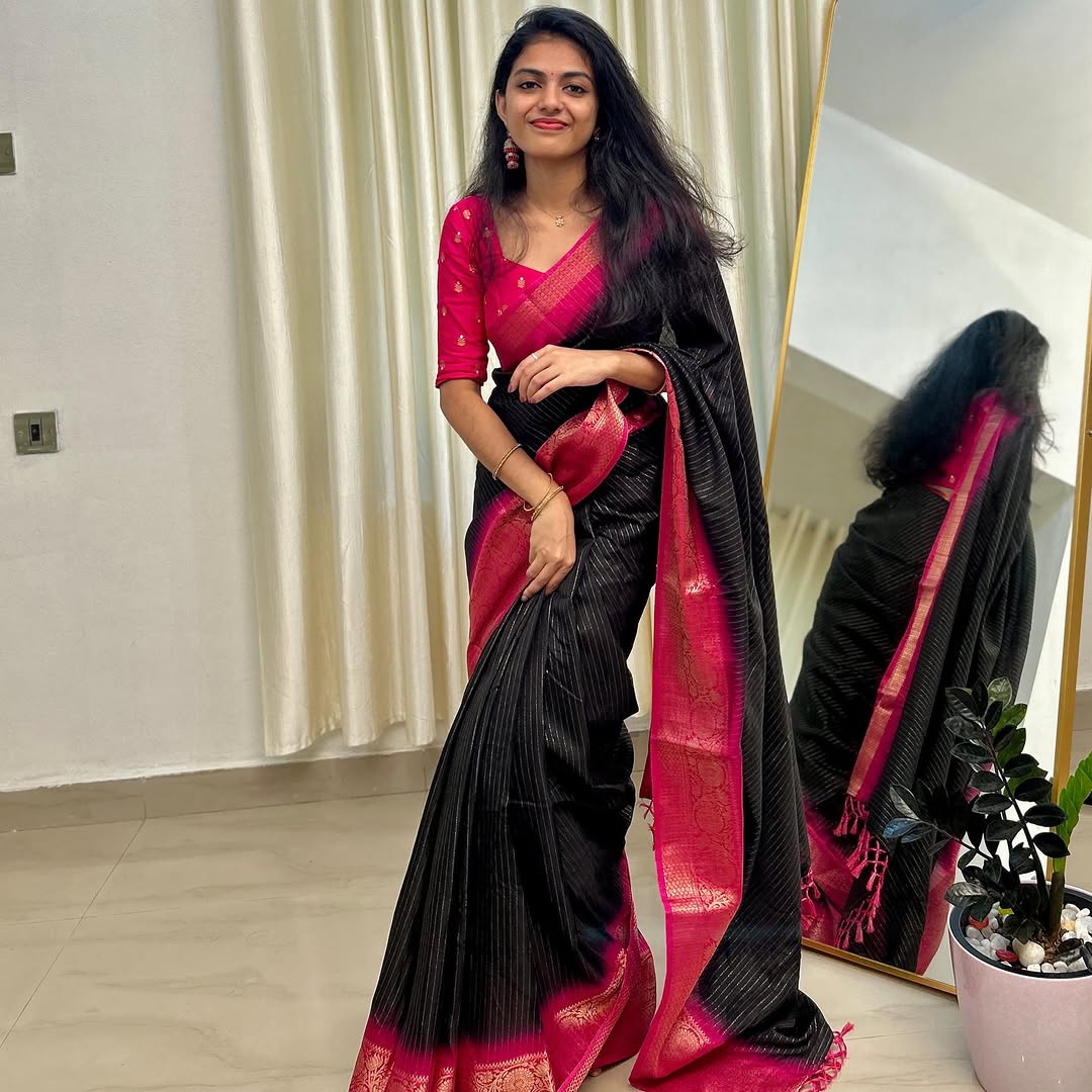 Soft Dola Silk Two Tone Saree with Zari Hamsa Border