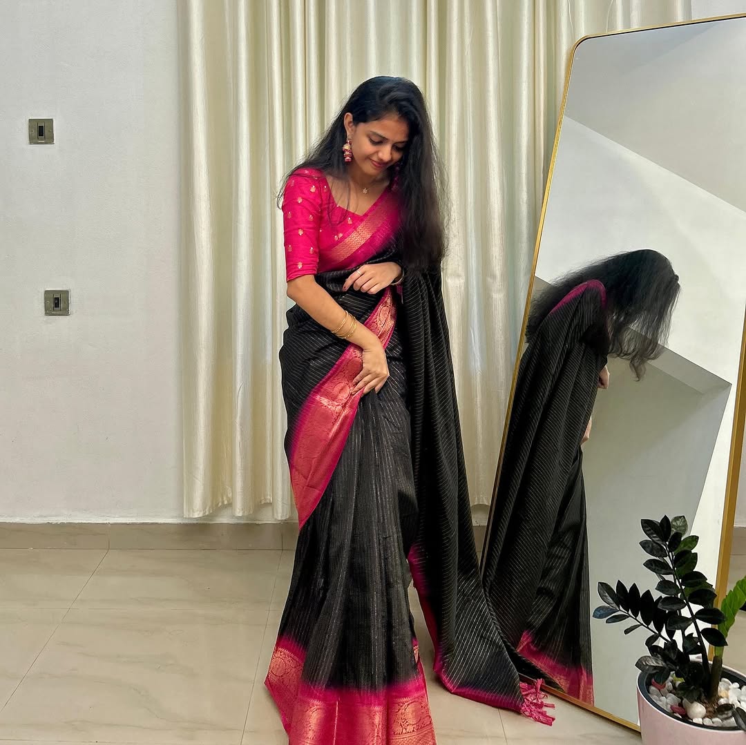 Soft Dola Silk Two Tone Saree with Zari Hamsa Border