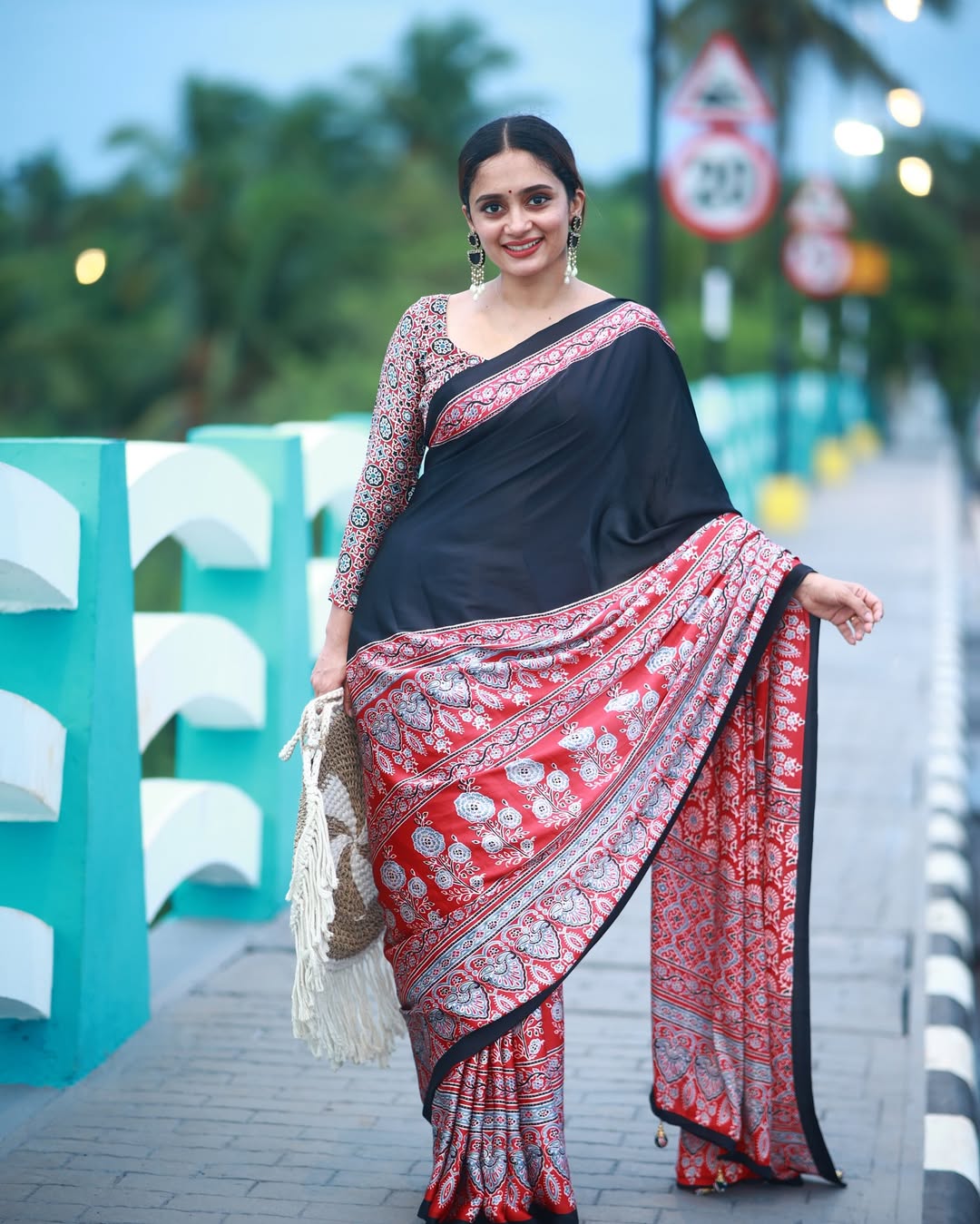 ready-to-wear Mul Cotton Silk Saree with pocket