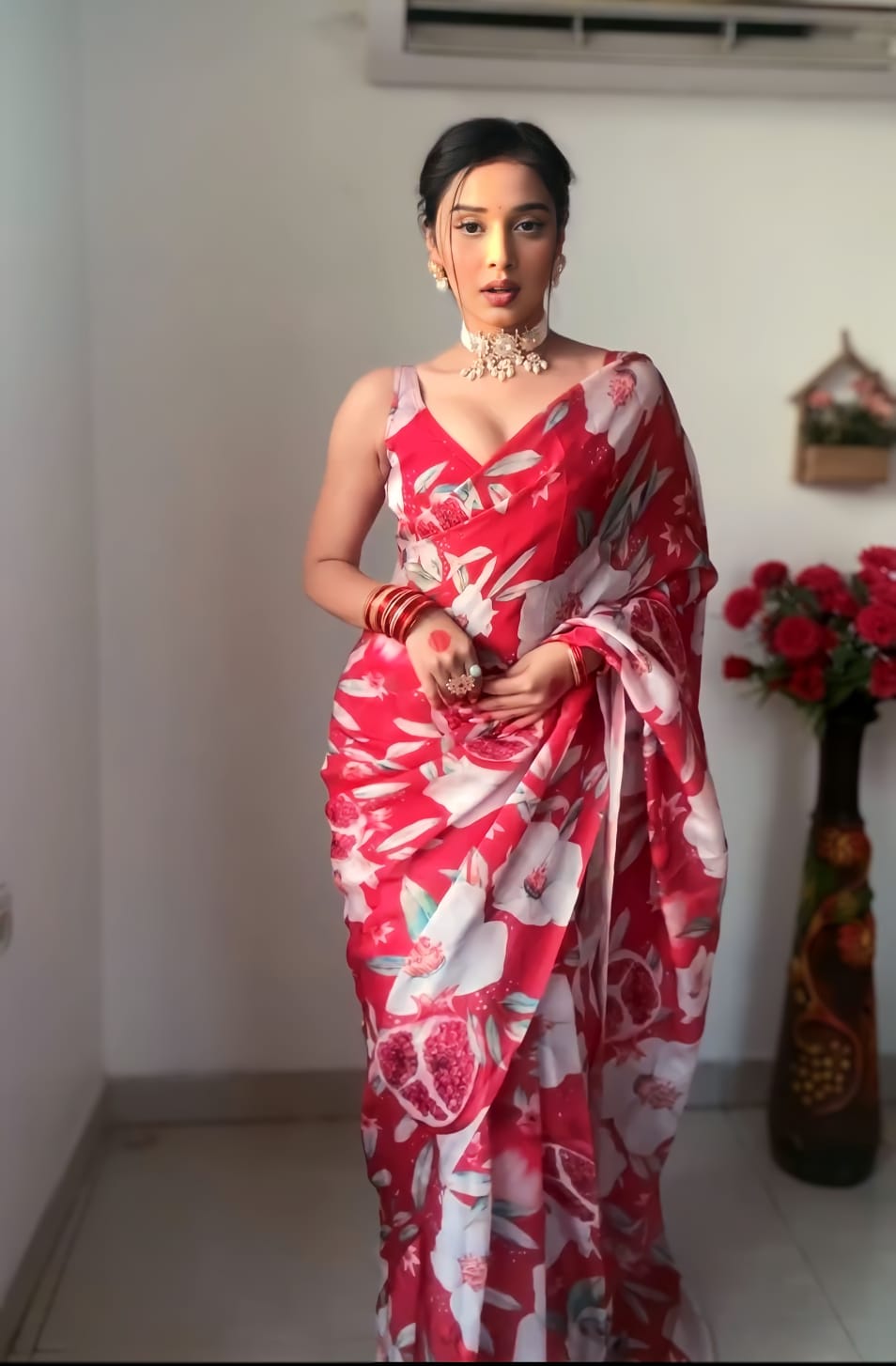 Crimson Bloom Ready-to-Wear 1-Minute Saree