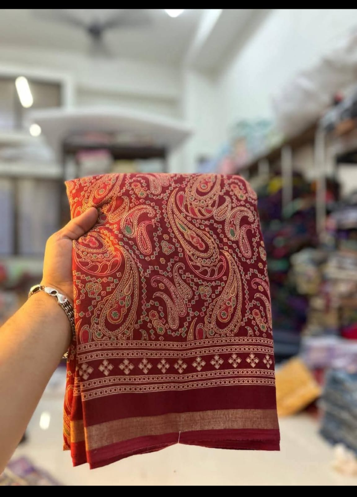 Elegant Mul Cotton Kani Print Saree with Classic Border