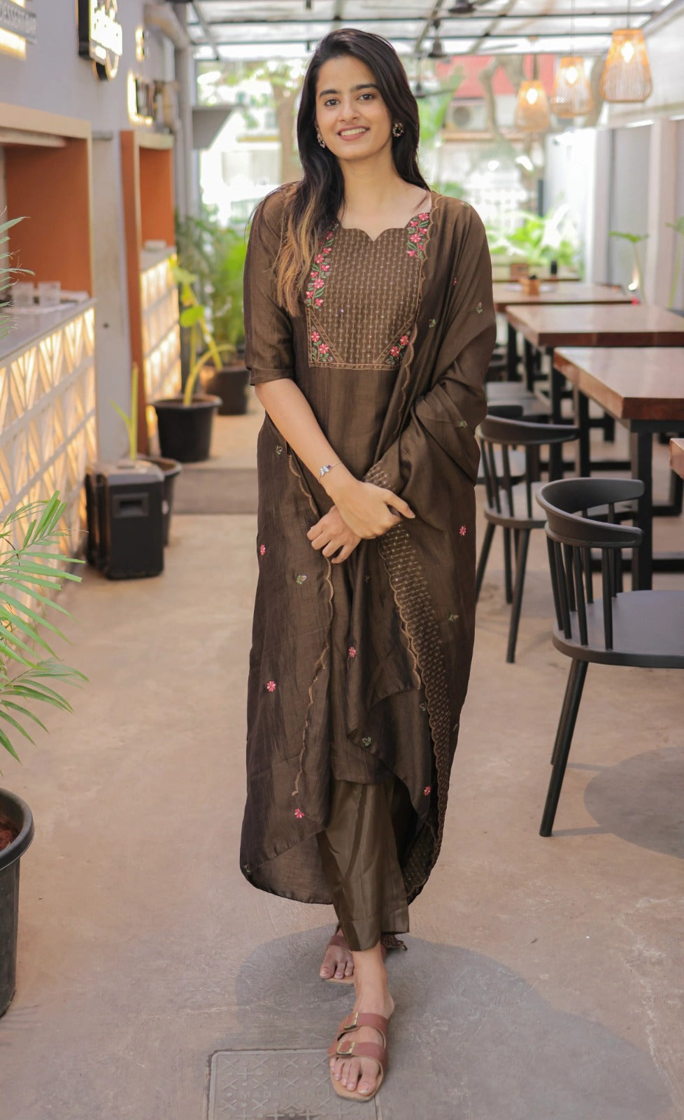 Premium Vertical Cotton Embroidered Kurti Pant Set with Chanderi Cotton Dupatta