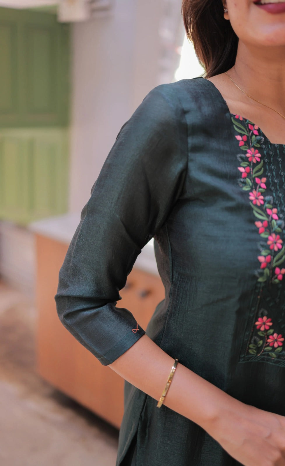 Premium Vertical Cotton Embroidered Kurti Pant Set with Chanderi Cotton Dupatta