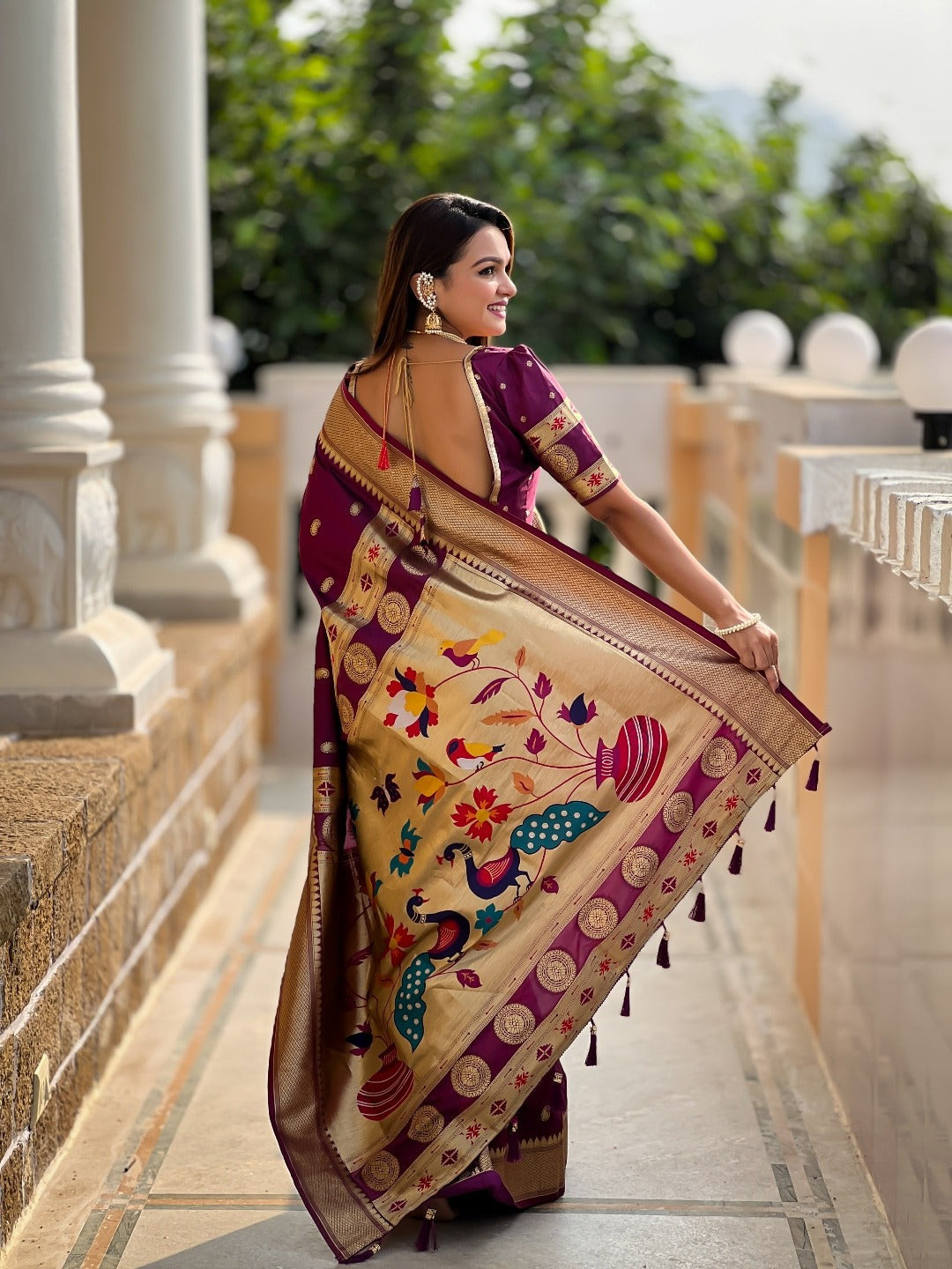 raditional Weaves Modern Royalty SAREE