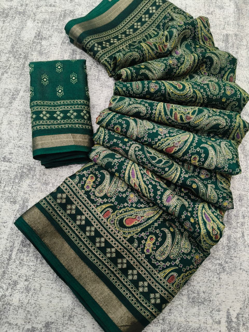 Elegant Mul Cotton Kani Print Saree with Classic Border