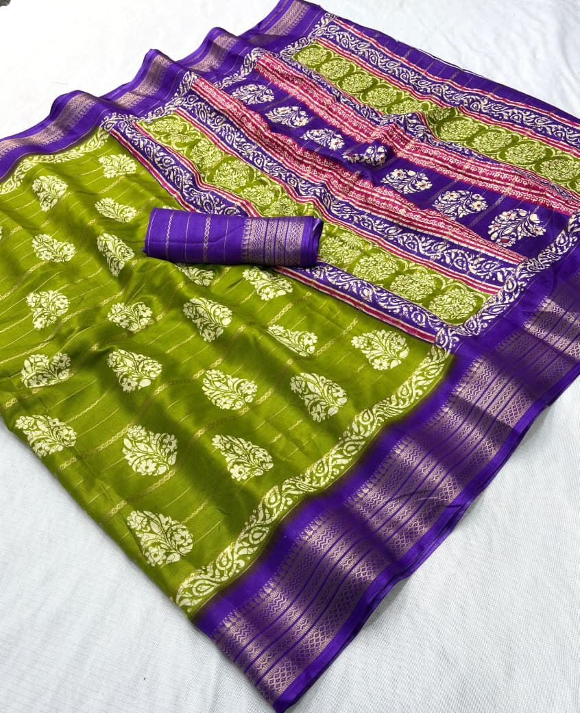 Elegant Dola Silk Saree with Jacquard Border & Jari Weaving