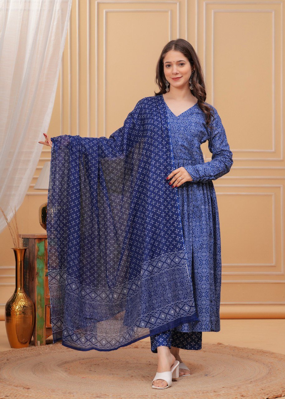 “Mulberry Smoke” Rayon Printed Kurti Pant Dupatta Set