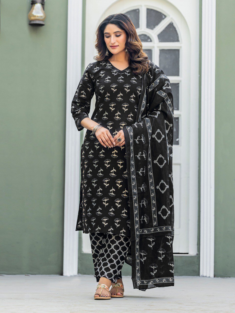 Fully Stitched Cotton Kurti Pant Dupatta Set in classic Black