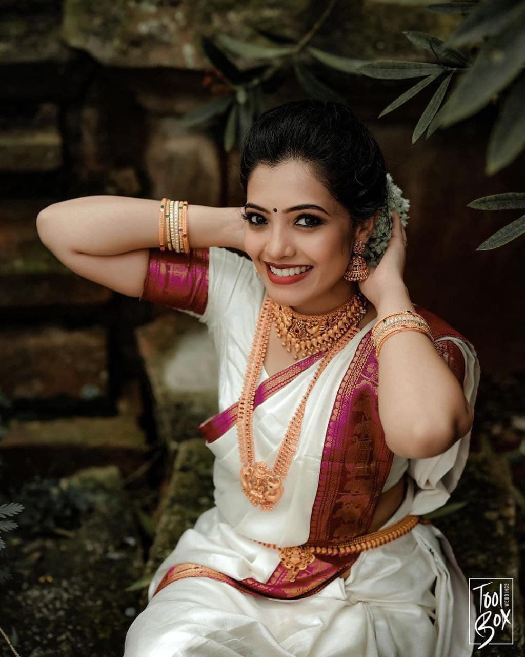 New Designer Soft Lichi Silk Saree with Golden Jari Work