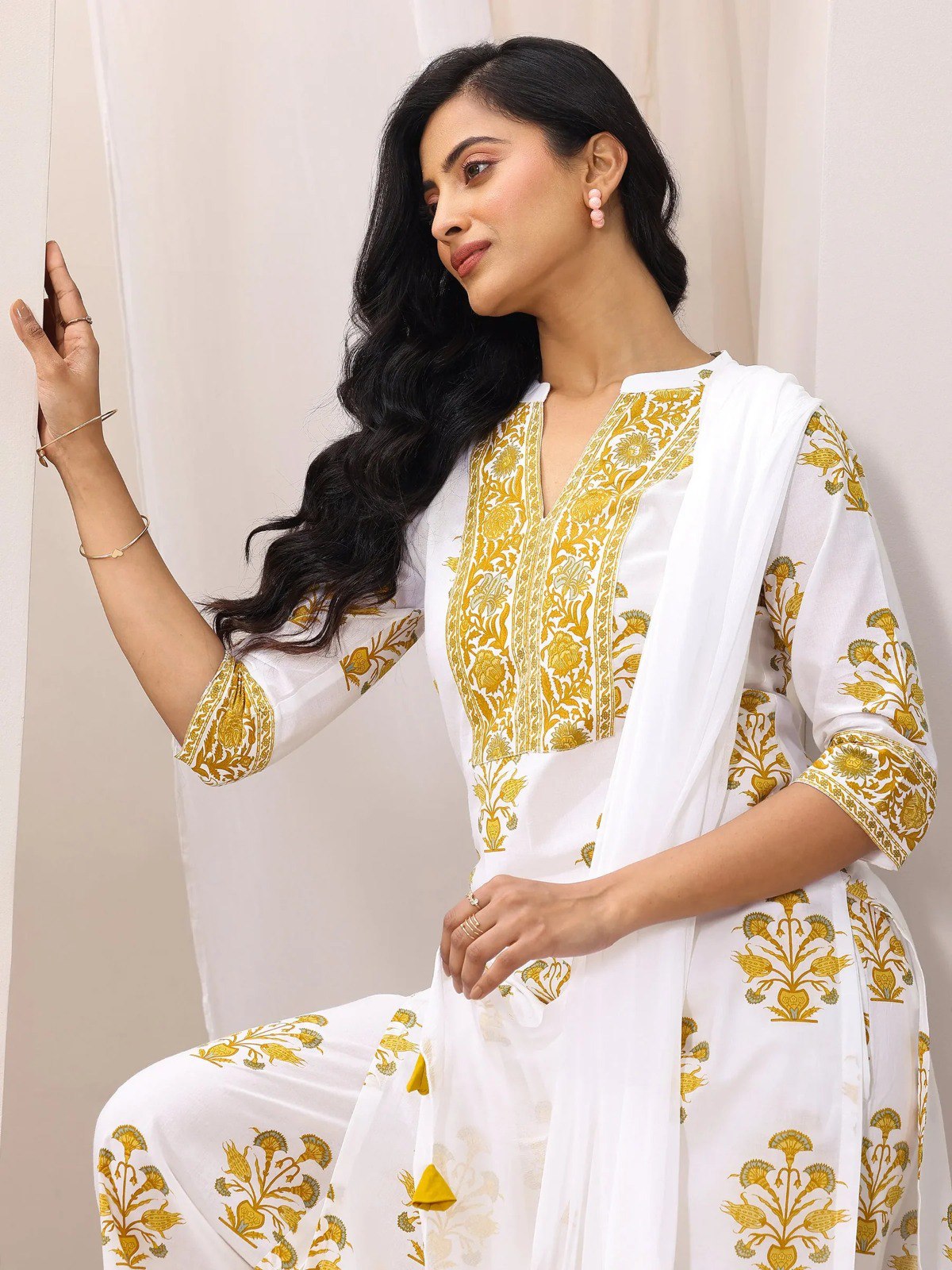 White Printed Kurti Set with Dupatta
