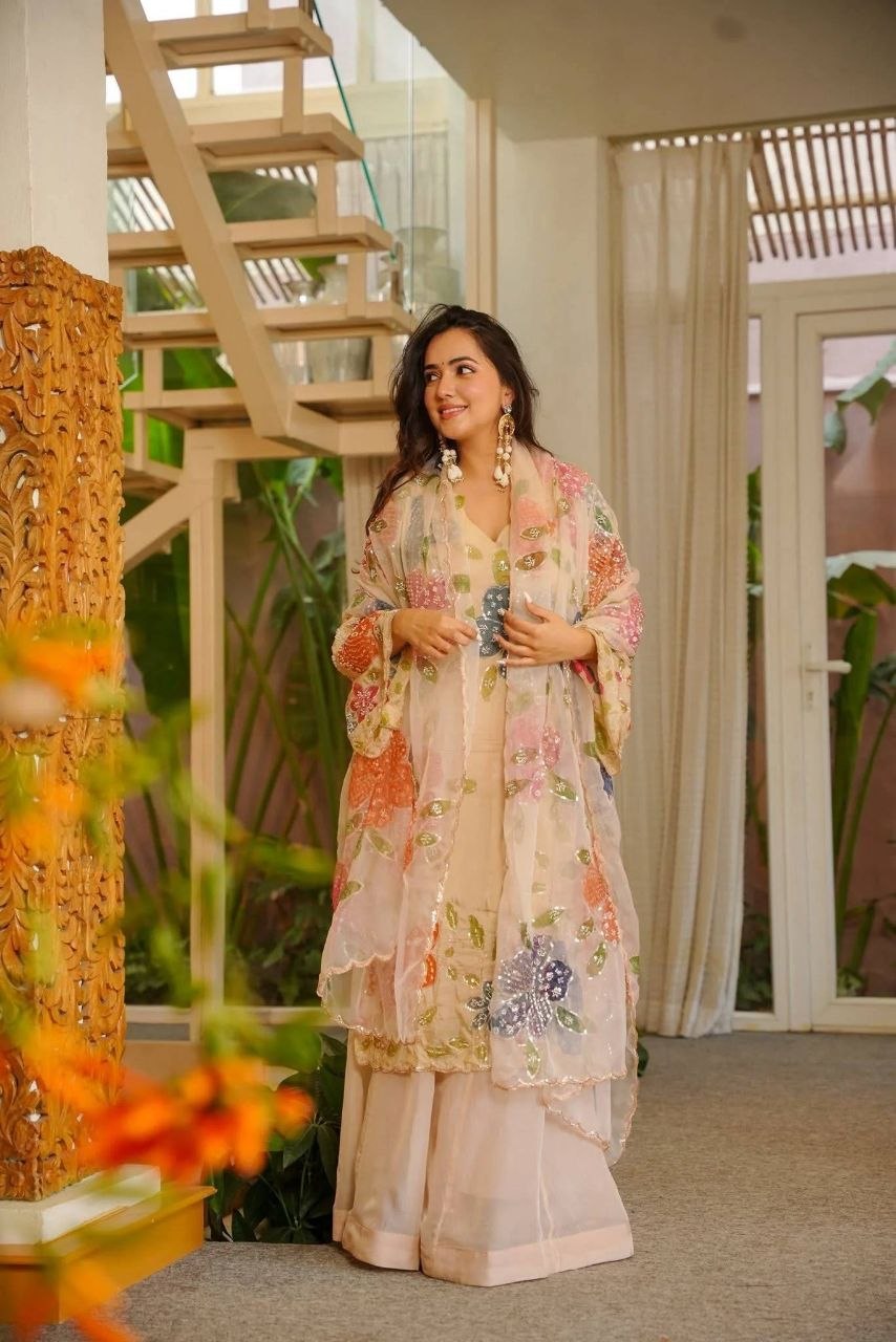 Designer Tabby Organza Kurta Set with Embroidery & Hand Print