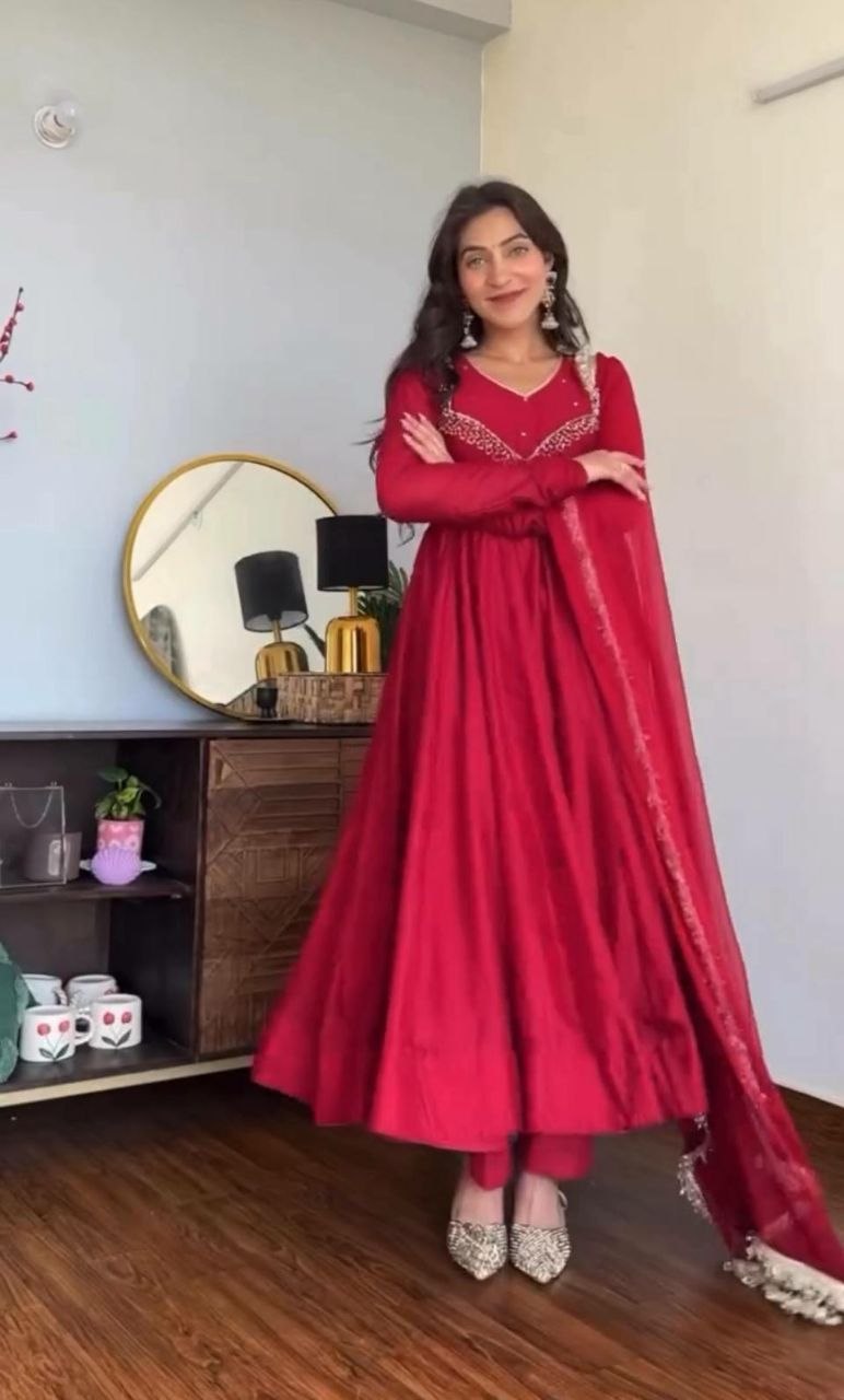 Elegant Star Georgette Embroidered Gown Set with Pant & Dupatta