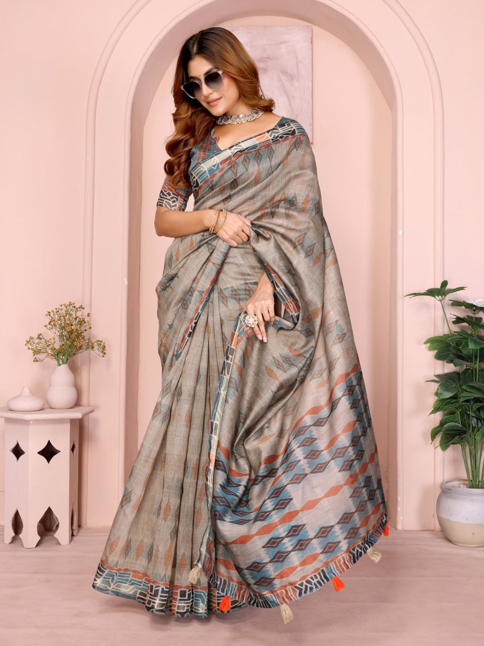 Grey & Rust Patterned Black Chanderi Saree