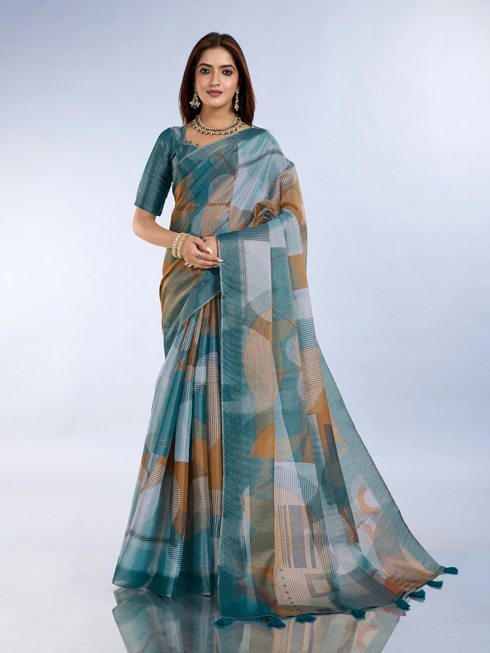 Teal Geometric Printed Saree