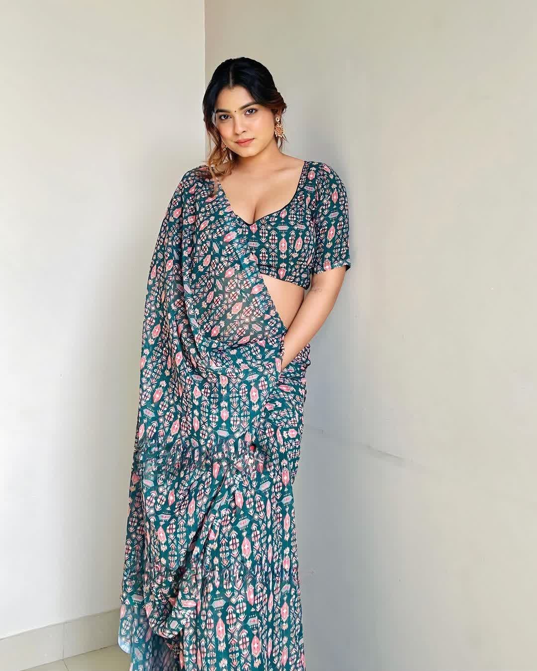 Rama Green Radiance Georgette Ready-to-Wear Saree