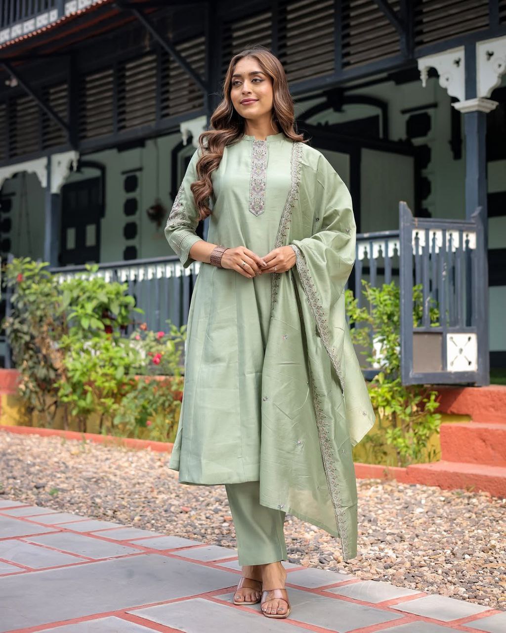 Heavy Muslin Silk Embroidered Kurti Pant Set with Chanderi Dupatta