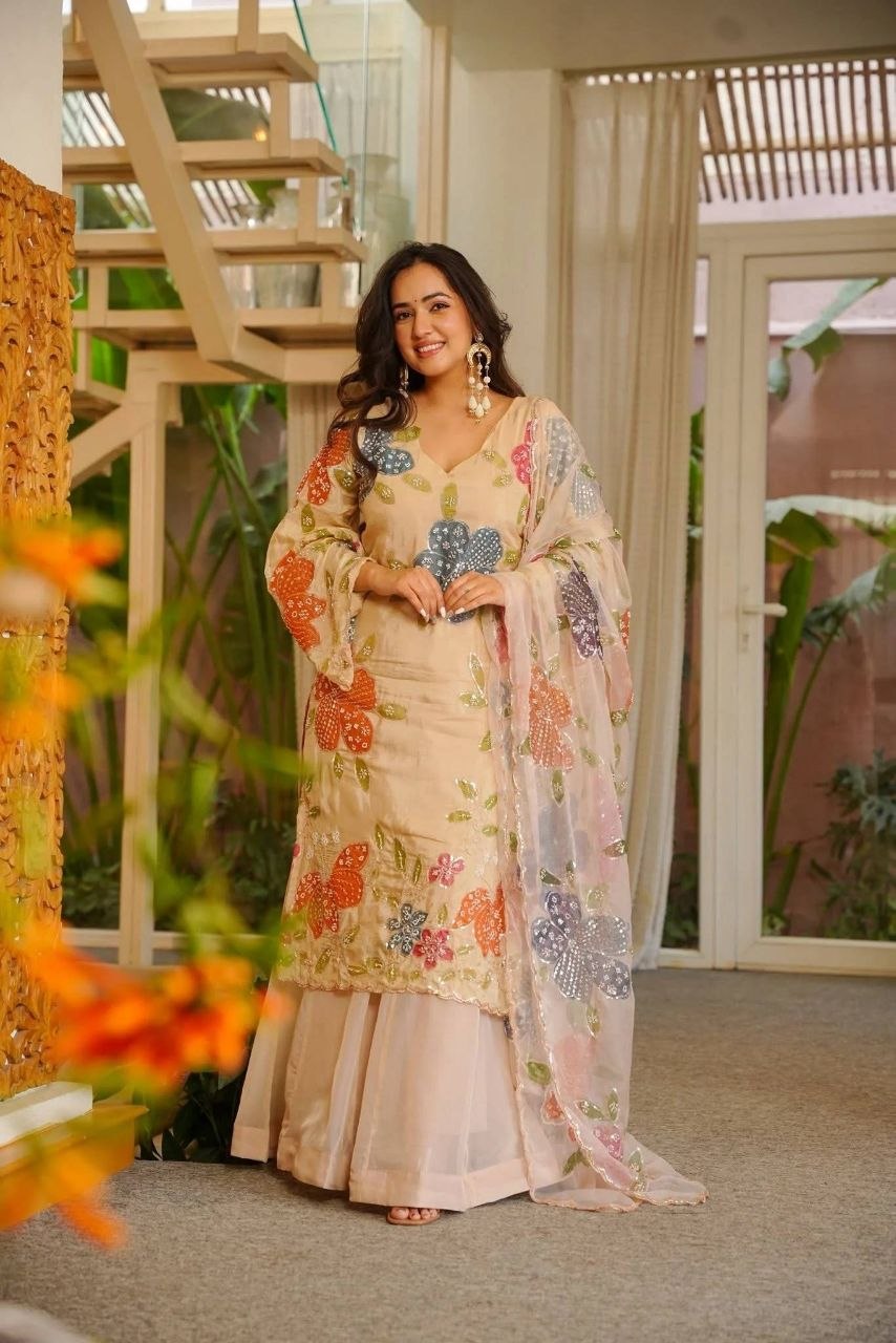 Designer Tabby Organza Kurta Set with Embroidery & Hand Print