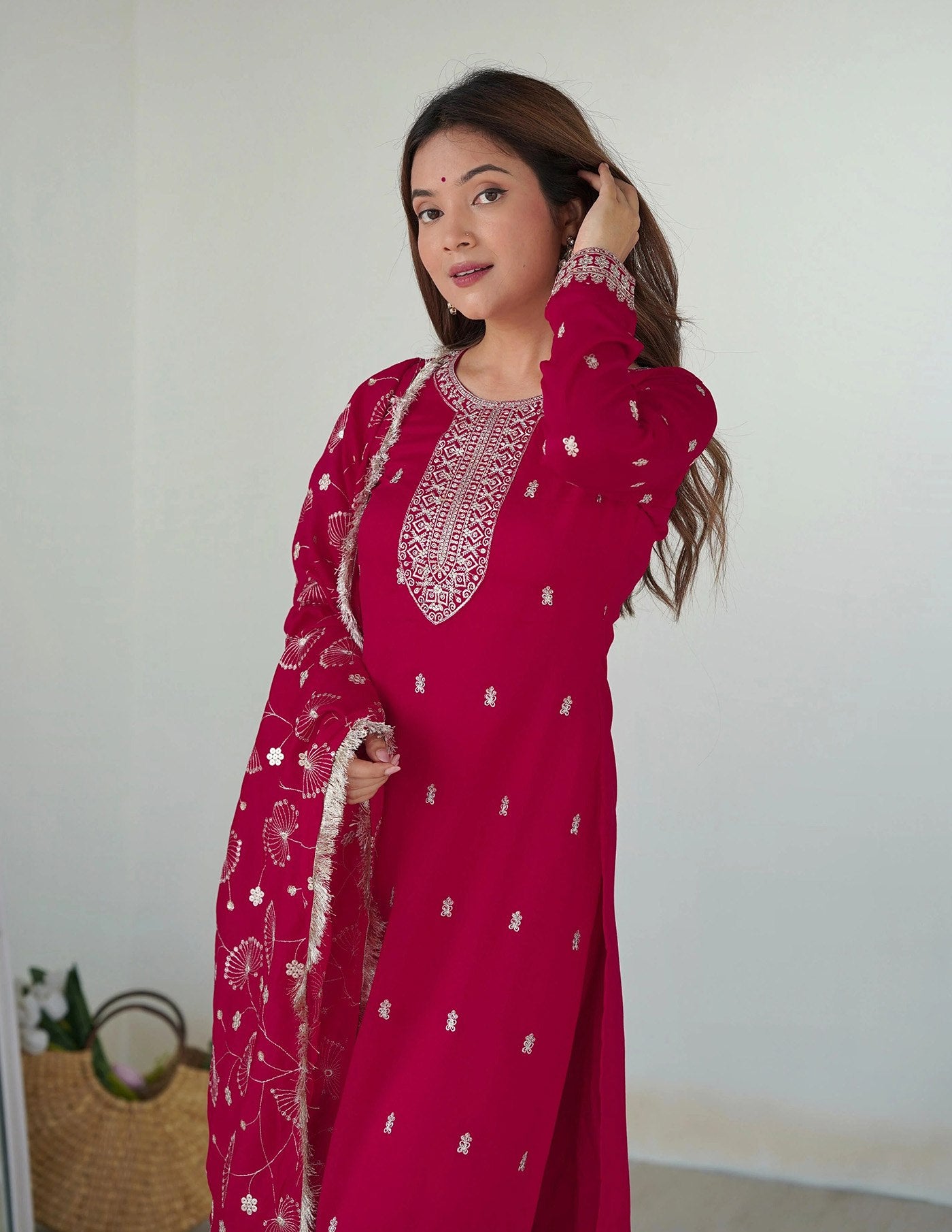 Women’s Pink Georgette Embroidered Kurta Pant Dupatta Set