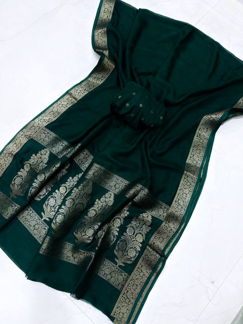 Premium Marshmallow Silk Saree with Jacquard Pallu