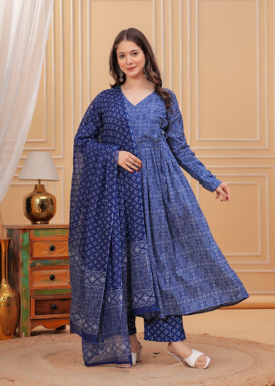 “Mulberry Smoke” Rayon Printed Kurti Pant Dupatta Set