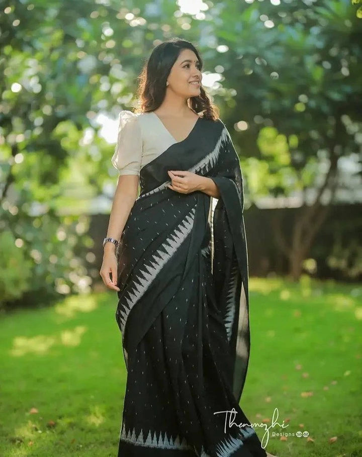 Elegant Green Cotton Printed Saree
