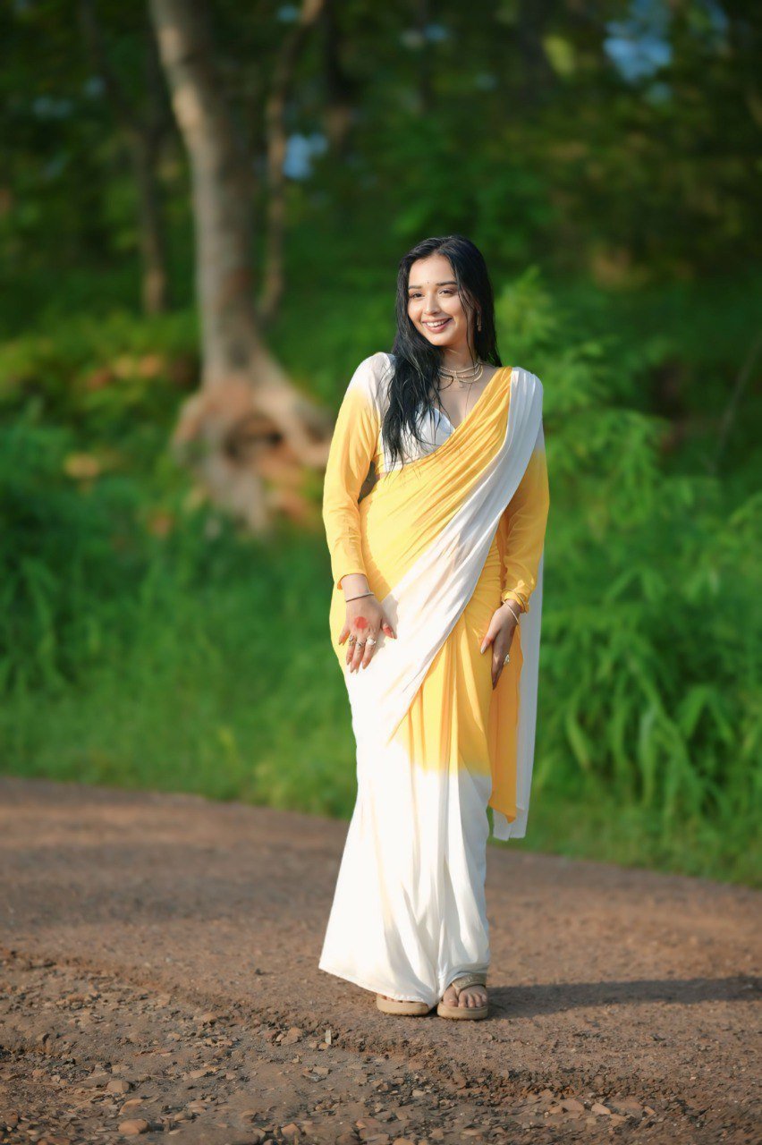 Sunshine Bloom Yellow–White Georgette Printed Saree