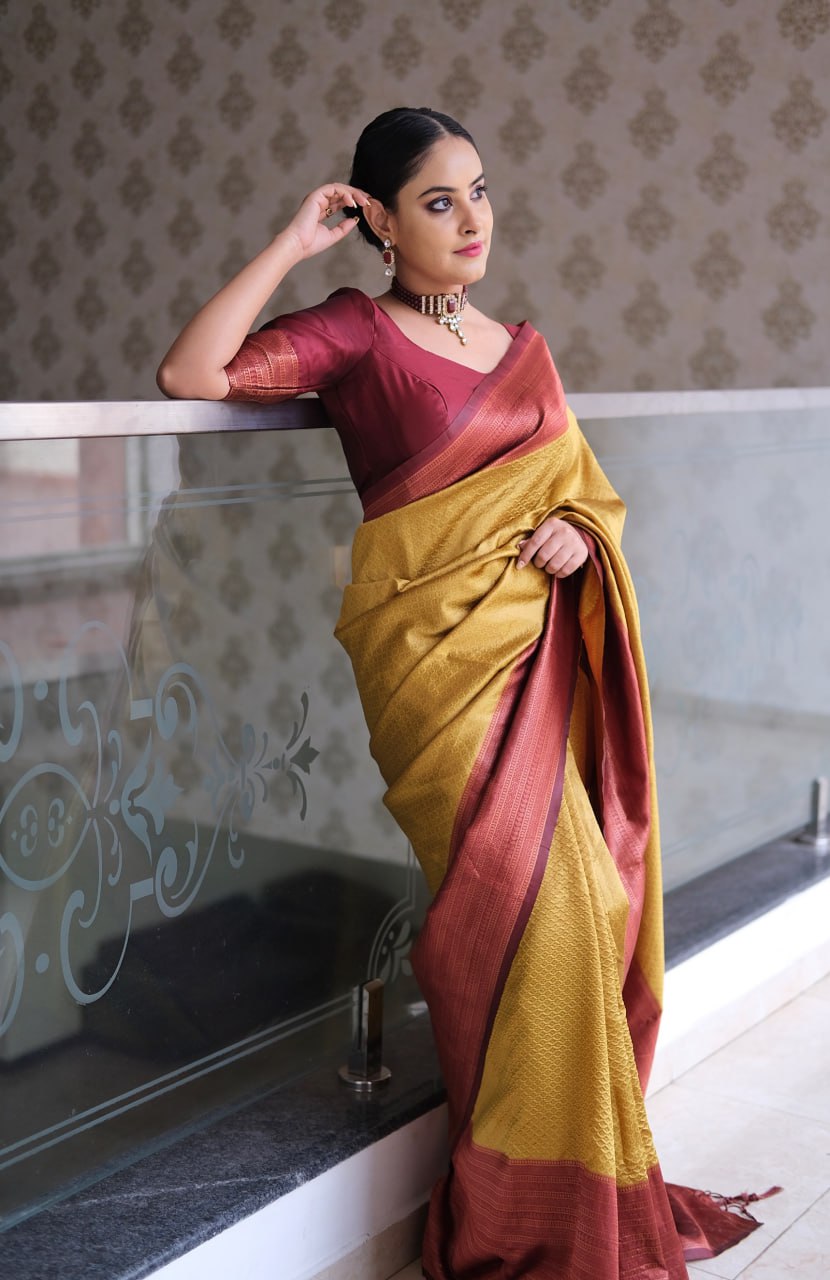 Banarasi Soft Silk Saree with Elegant Zari Work & Jacquard Weave
