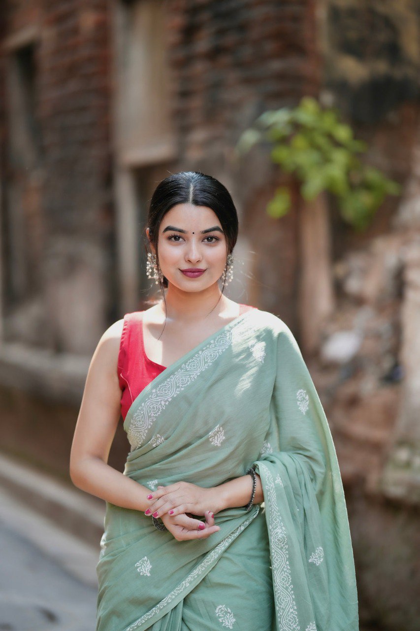 Ready to Wear Mul Cotton Saree with Pocket & Silk Blouse