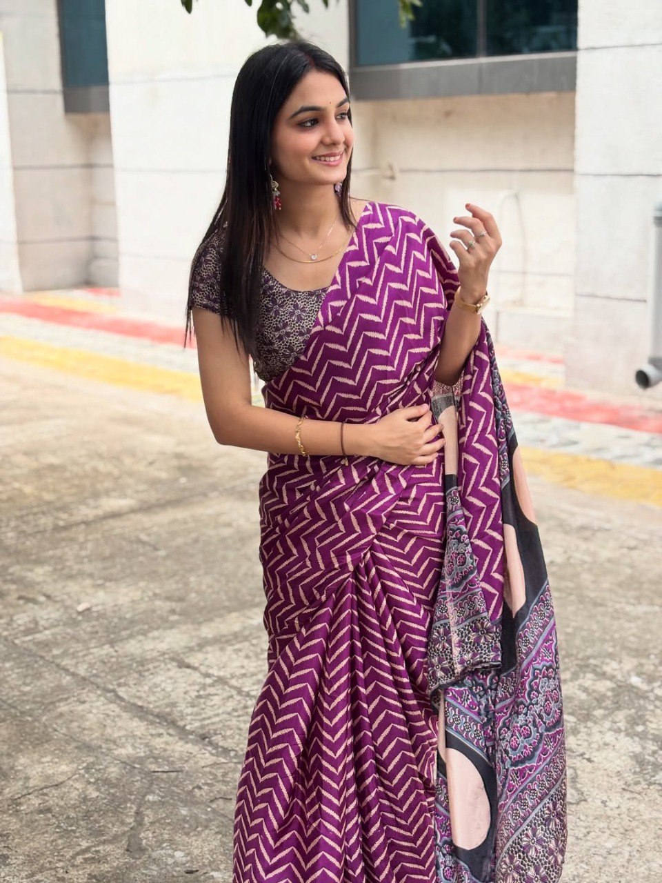 Elegant Ready To Wear Crepe Silk Printed Saree