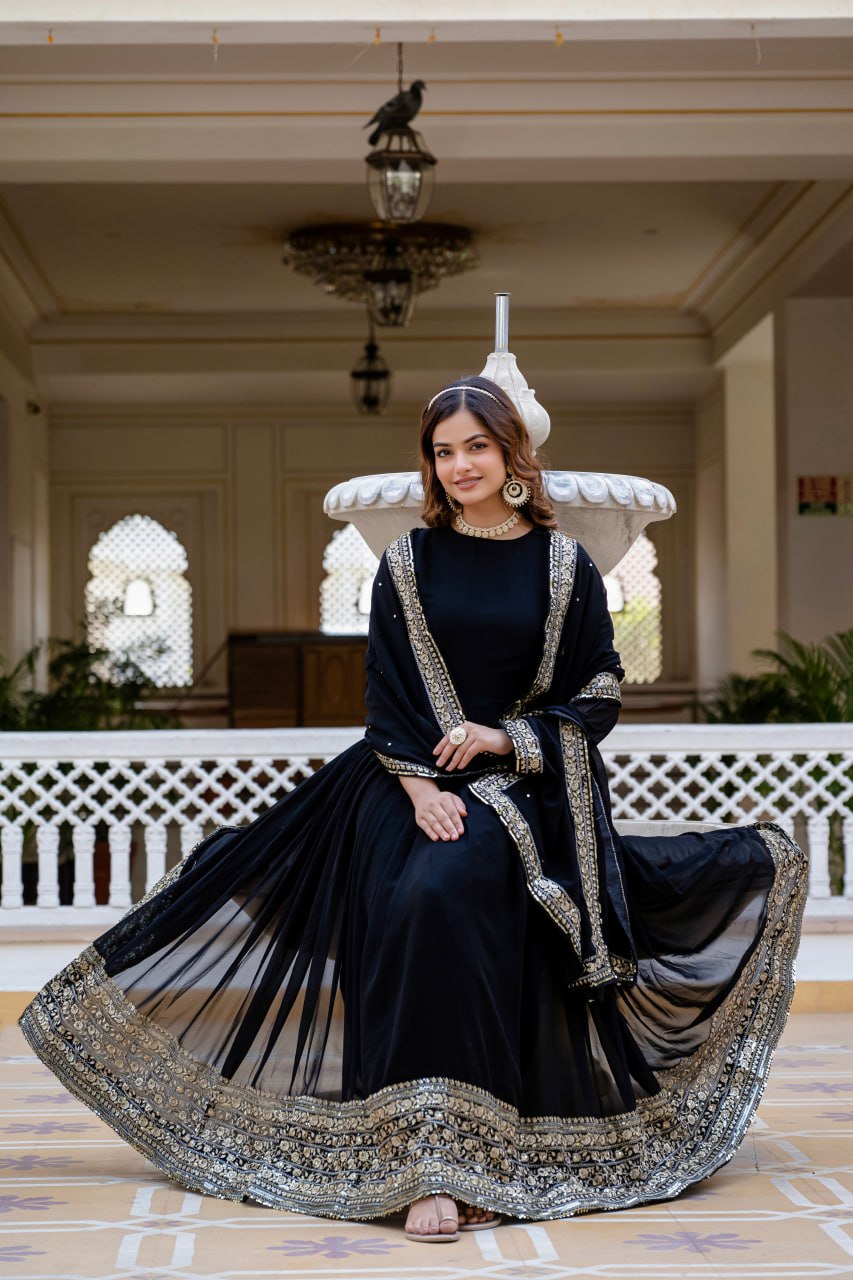 Black Faux Blooming Embroidered Gown with Dupatta – Designer Party Wear