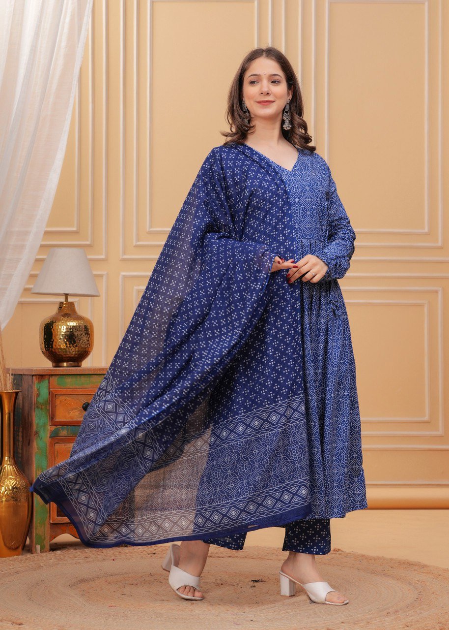 “Mulberry Smoke” Rayon Printed Kurti Pant Dupatta Set