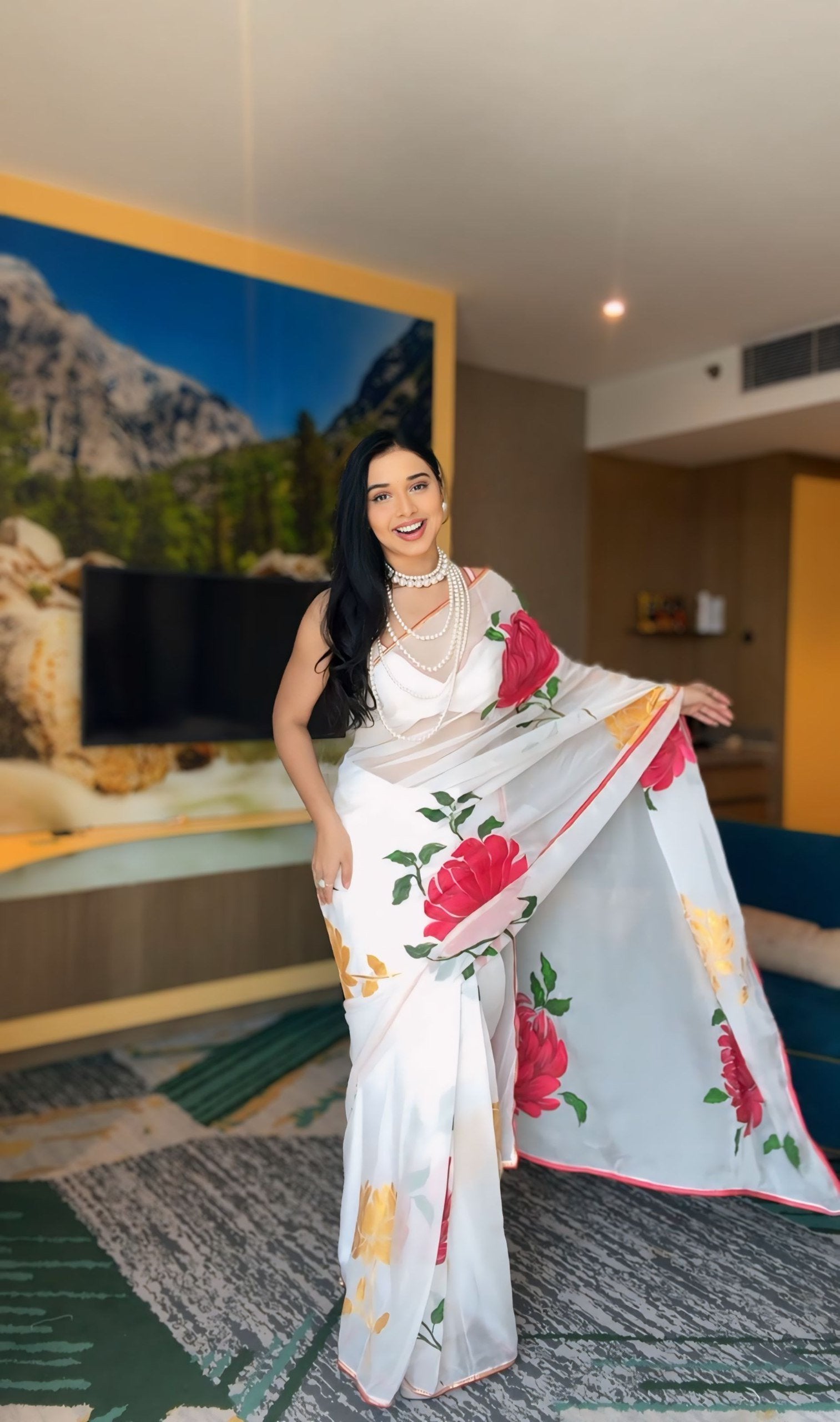 Elegant White Georgette Printed Saree