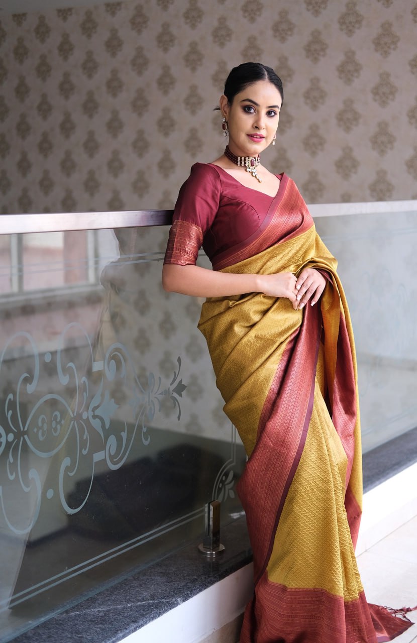 Banarasi Soft Silk Saree with Elegant Zari Work & Jacquard Weave