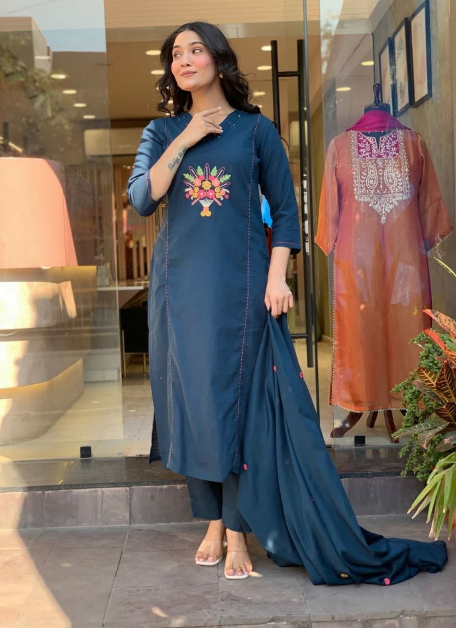Rayon Slub Embroidered Kurti Pant Set with Chanderi Cotton Dupatta