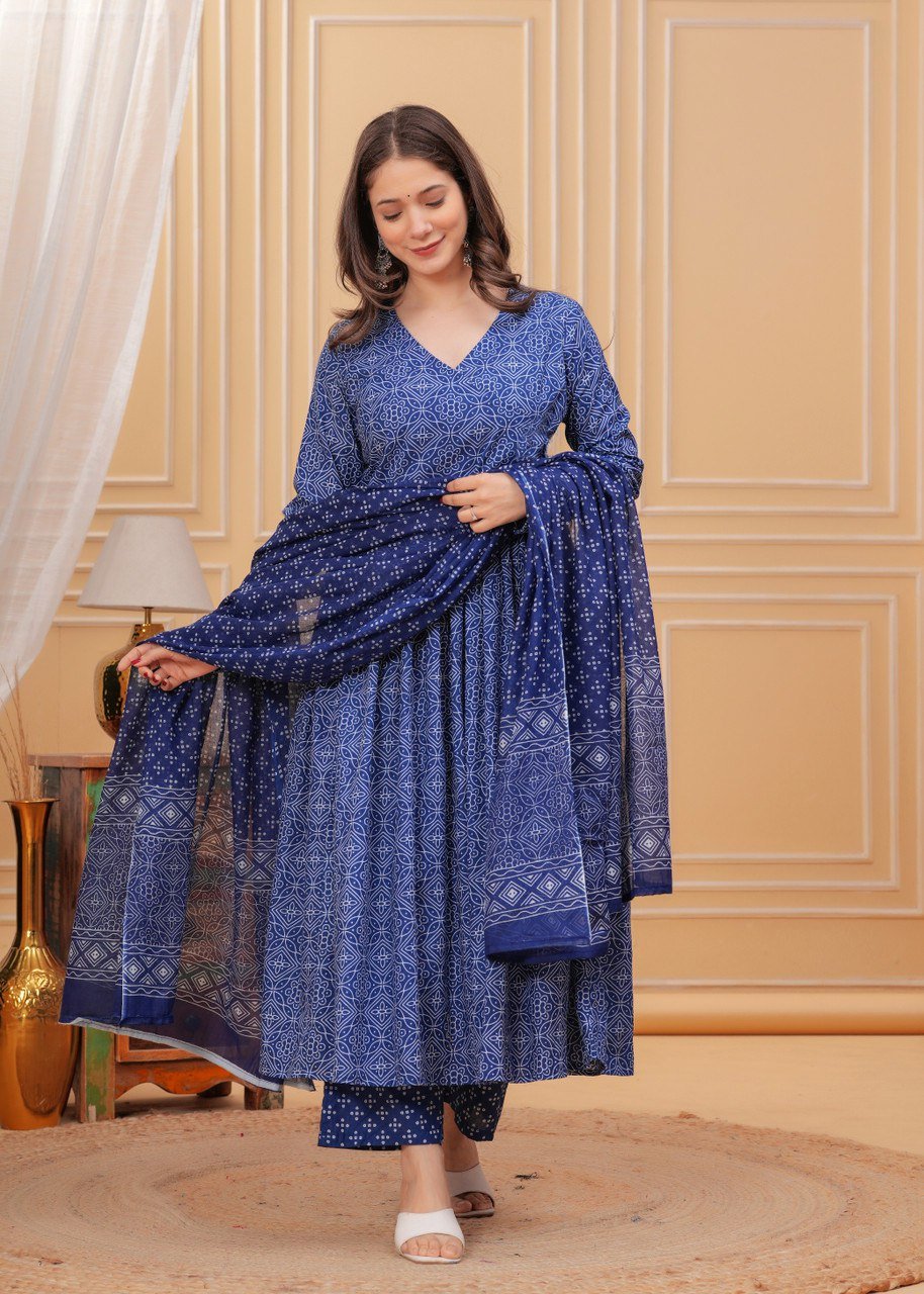 “Mulberry Smoke” Rayon Printed Kurti Pant Dupatta Set