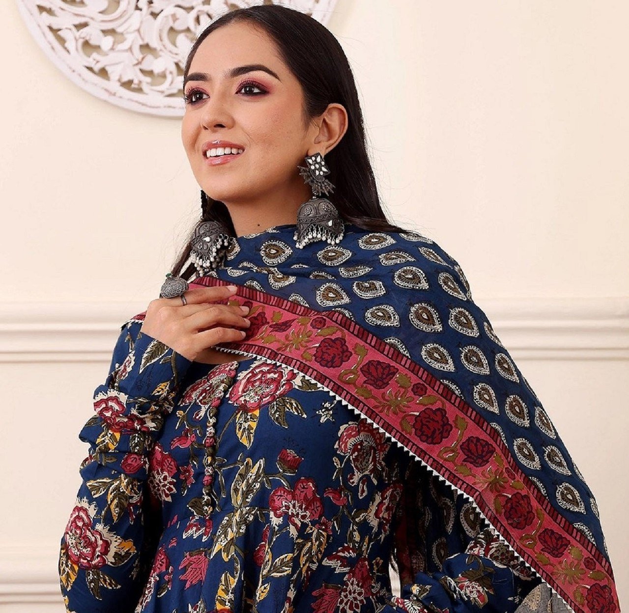 Morpich Charm Rayon Printed Kurti Pant Dupatta Set