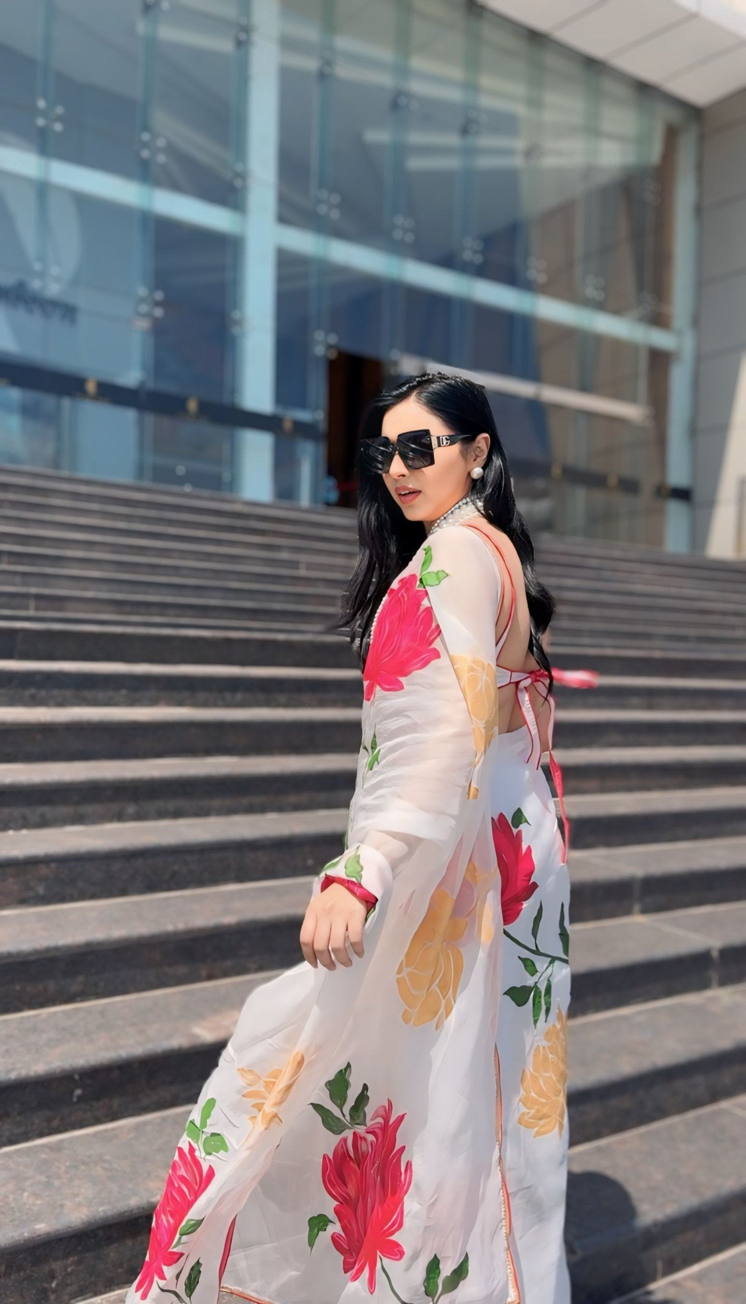 Elegant White Georgette Printed Saree