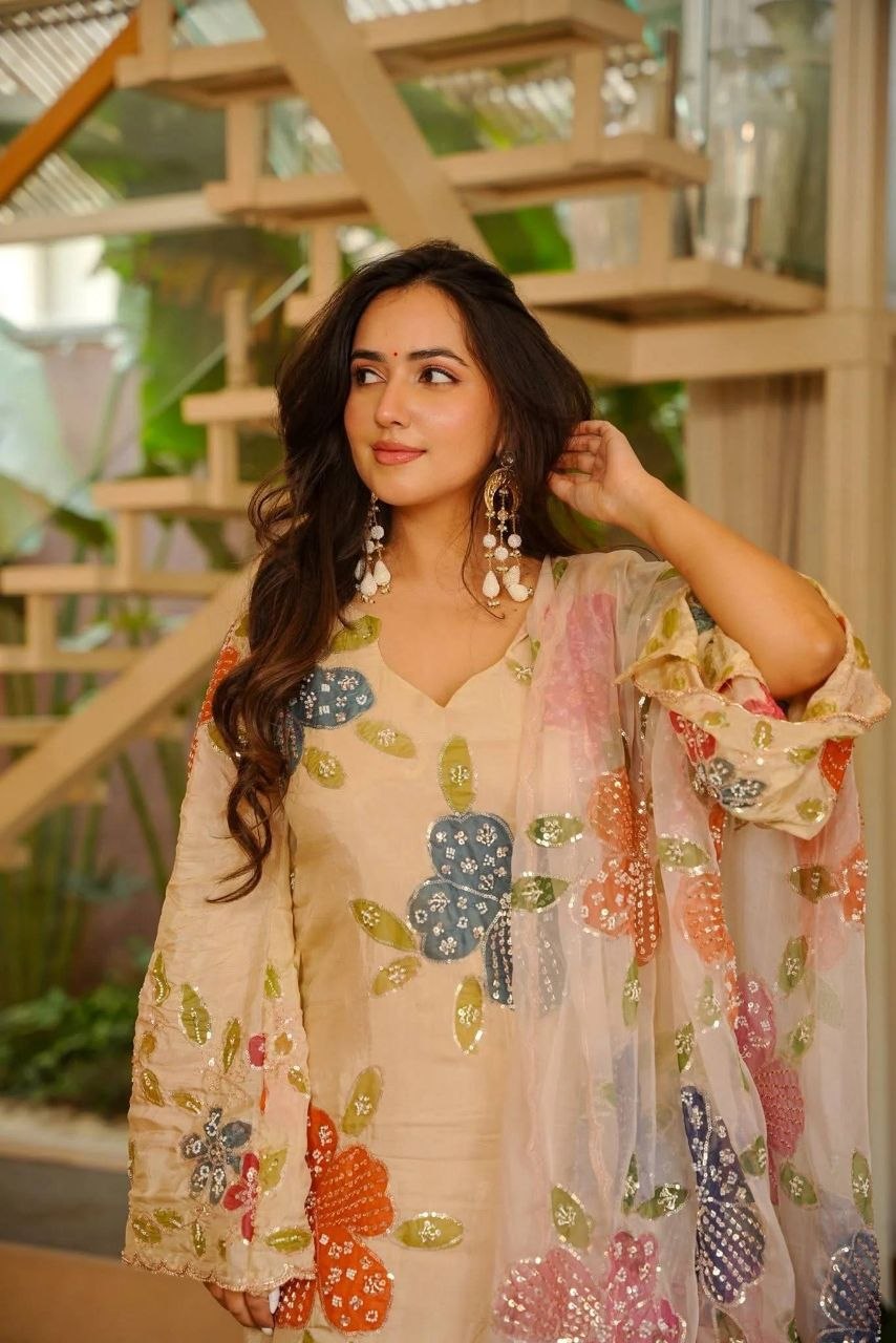 Designer Tabby Organza Kurta Set with Embroidery & Hand Print