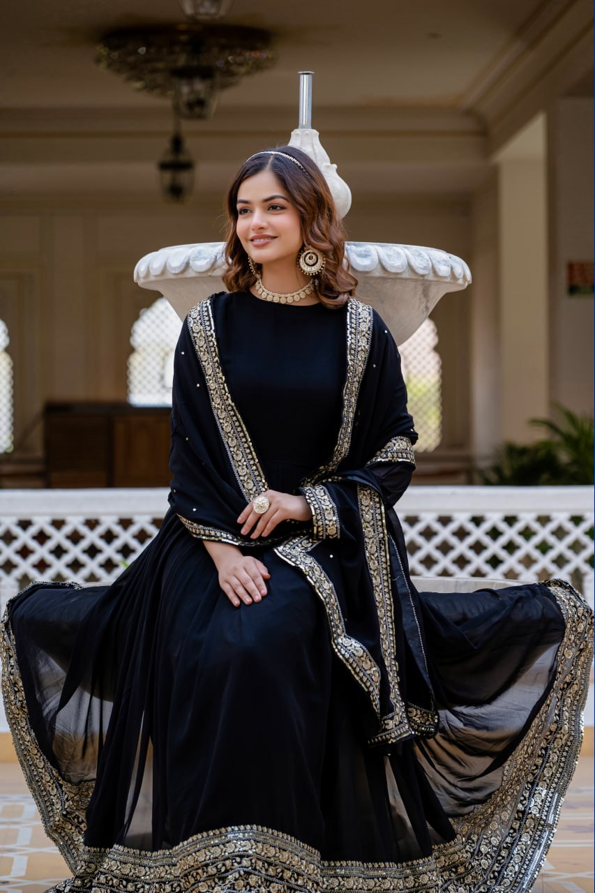 Black Faux Blooming Embroidered Gown with Dupatta – Designer Party Wear
