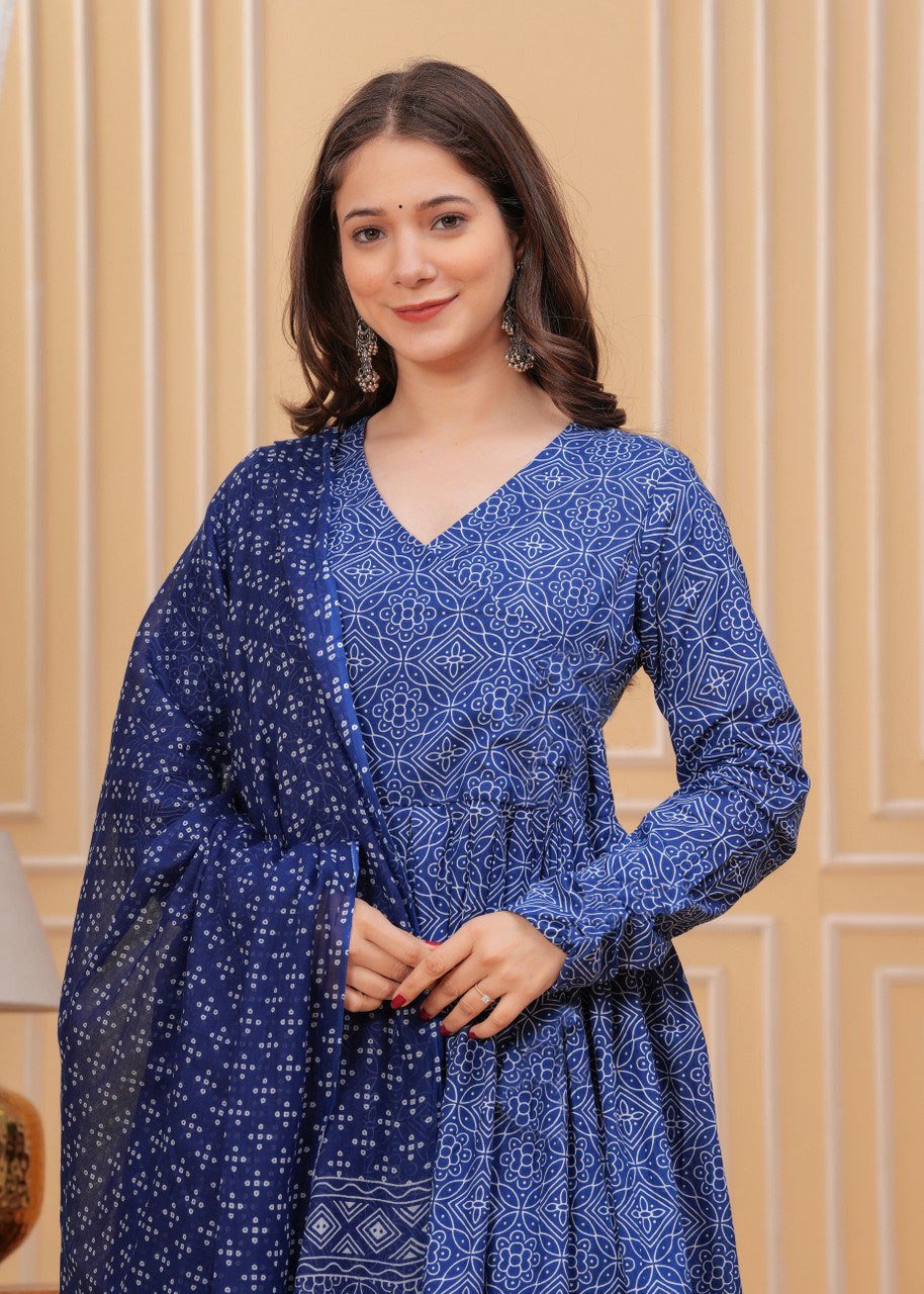 “Mulberry Smoke” Rayon Printed Kurti Pant Dupatta Set