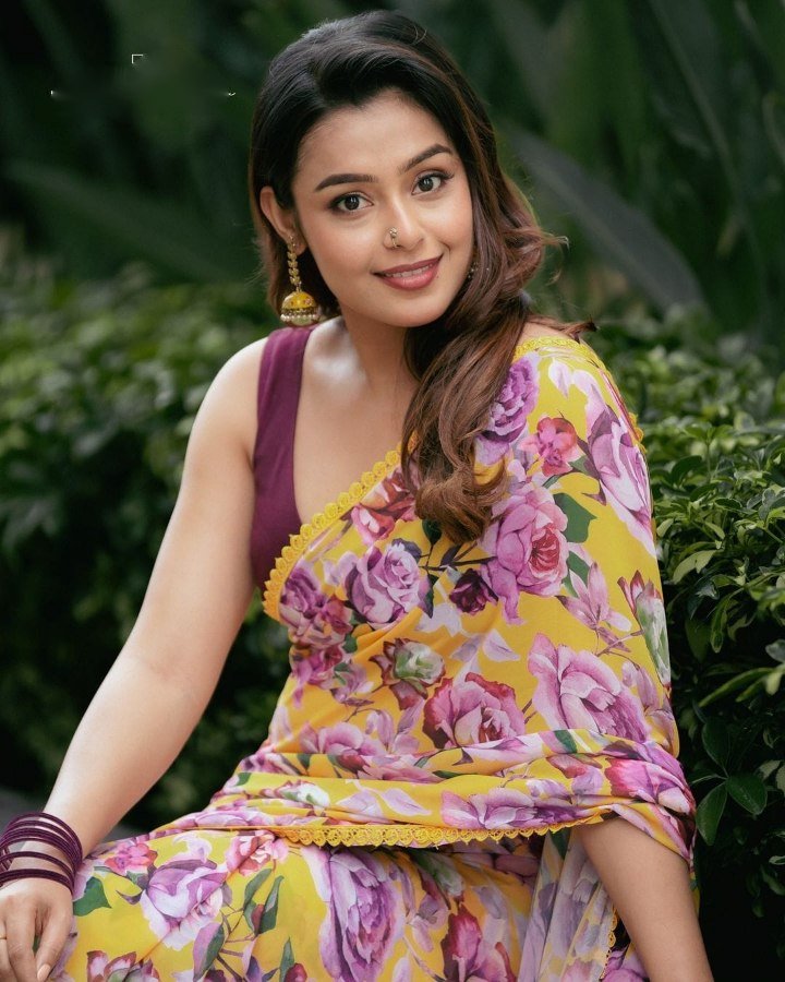 Yellow Georgette Printed Ready-to-Wear Saree with Unstitched Blouse