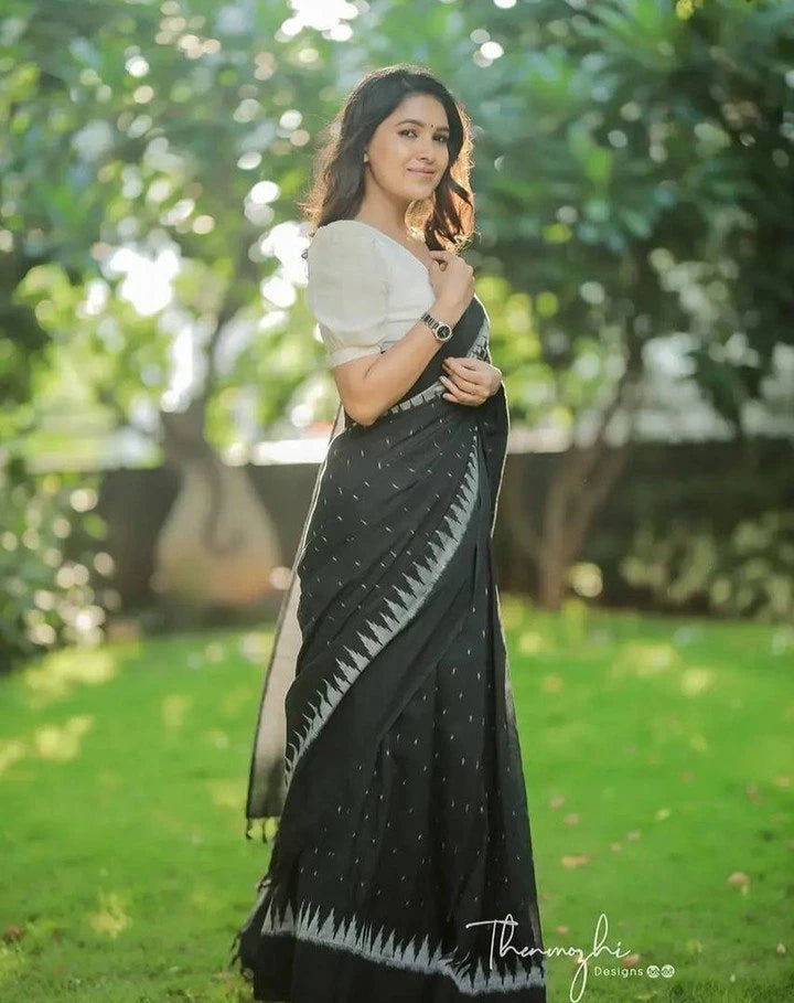 Elegant Green Cotton Printed Saree