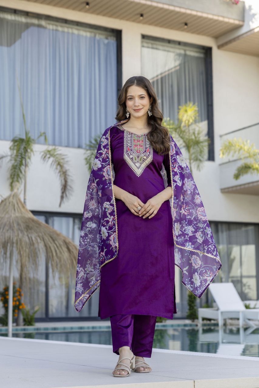 Viscose Chanderi Cotton Silk Embroidered Kurti Pant Set with Organza Jacquard Dupatta