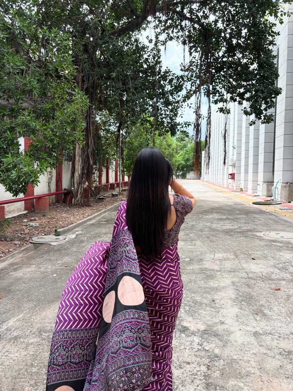 Elegant Ready To Wear Crepe Silk Printed Saree