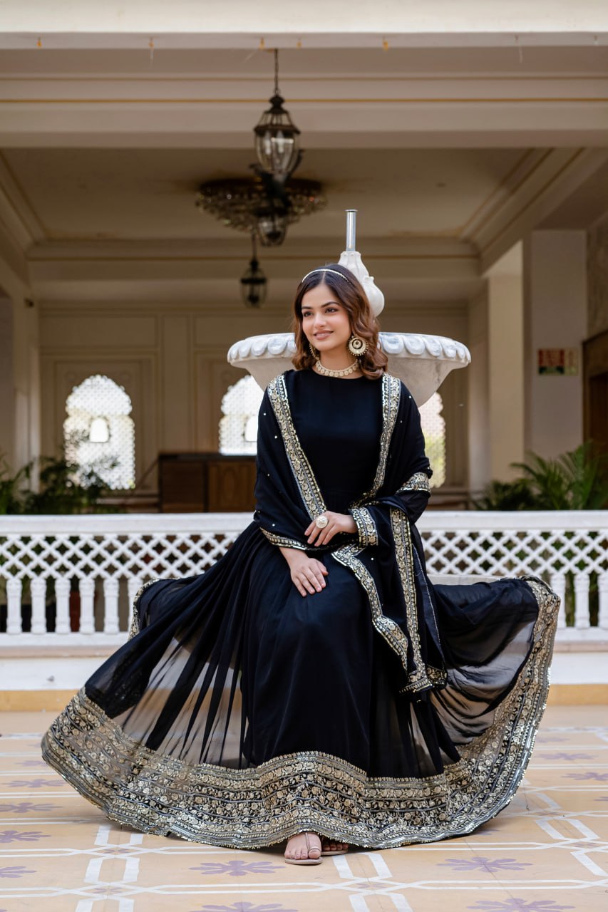 Black Faux Blooming Embroidered Gown with Dupatta – Designer Party Wear