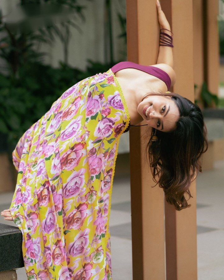 Yellow Georgette Printed Ready-to-Wear Saree with Unstitched Blouse